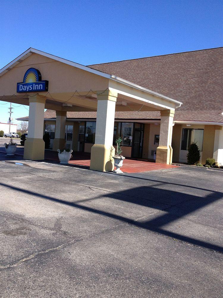 Days Inn By Wyndham Blytheville Exterior foto