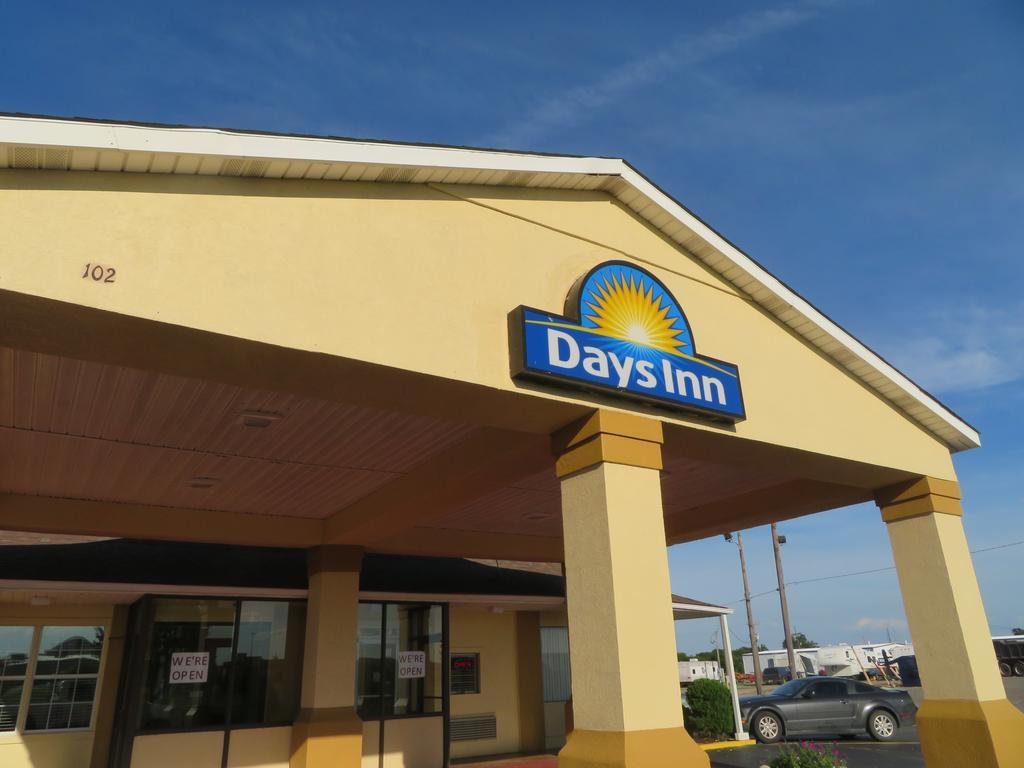 Days Inn By Wyndham Blytheville Exterior foto